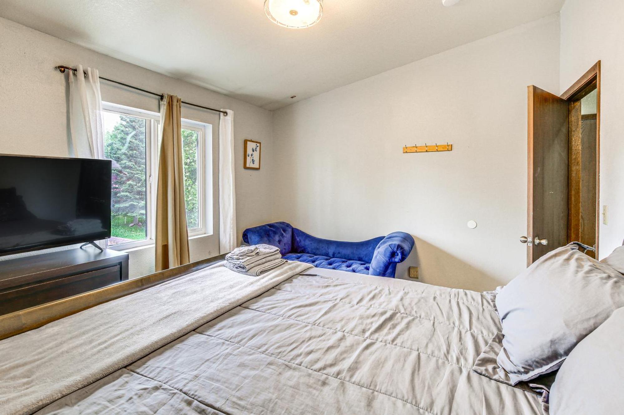 Near Downtown And Fishing Escape! Holiday home *