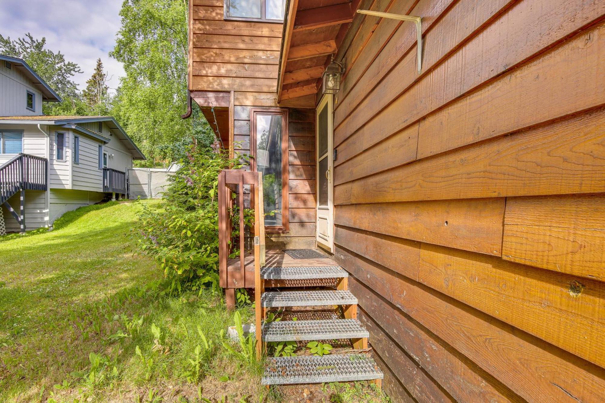 Near Downtown And Fishing Escape! Holiday home *